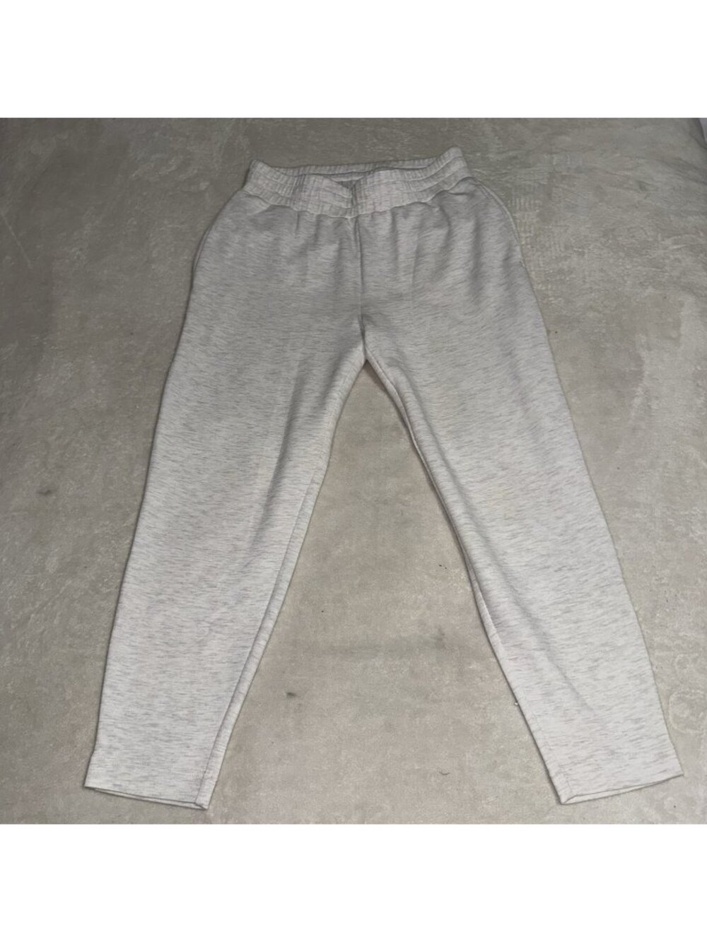 Varley Women’s Gray Lounge Sweatpants Medium Straight Leg Athleisure Jogger